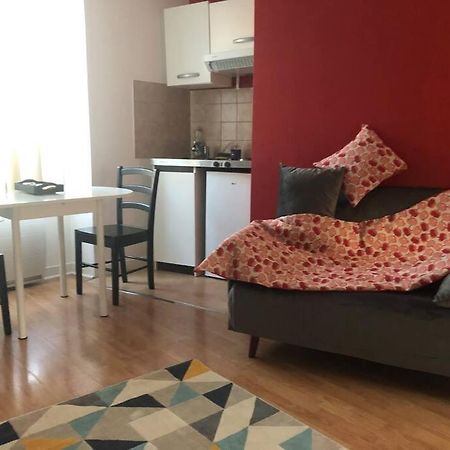 Le Petit Poitevin Apartman Poitiers Kültér fotó